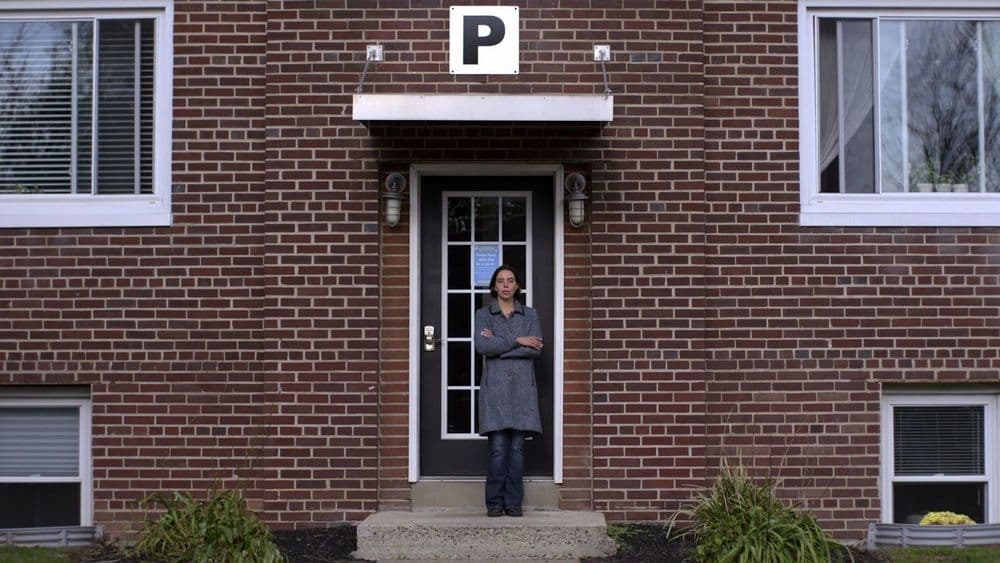 Alex Miller pred bytovým domom, kde žila s Jamisonom Bachmanom, zdroj: The Philadelphia Inquirer