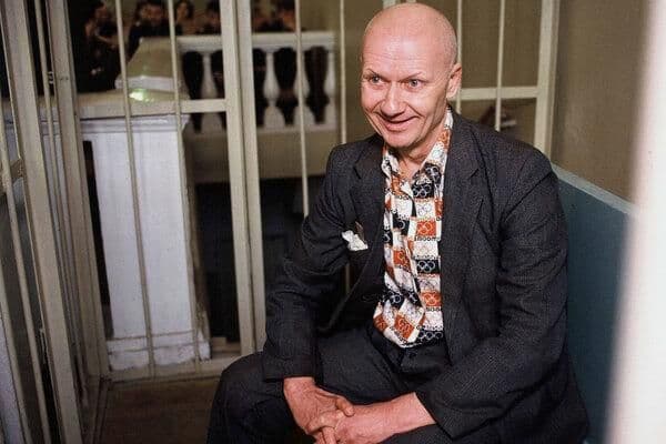 Andrej Čikatilo na súde, zdroj: sib.fm