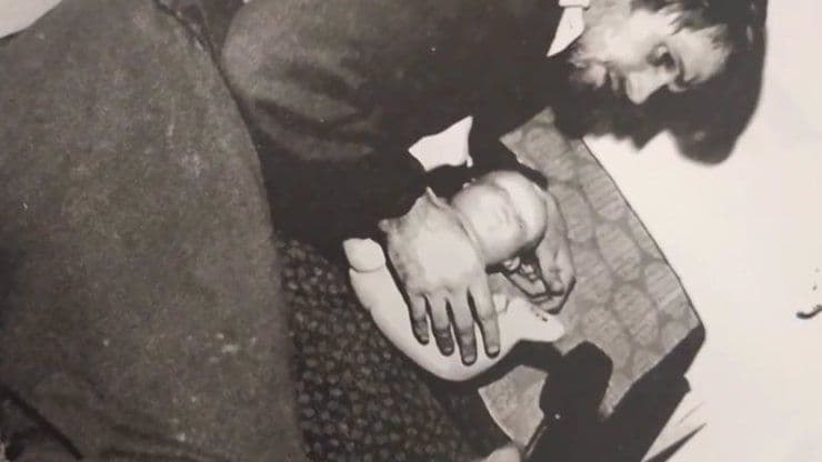 Jaroslav Oplíštil pri policajnej rekonštrukcii, zdroj: Extra